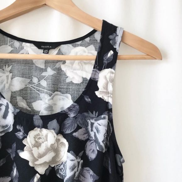 Talula Aritzia floral print dress Size XXS - Picture 2 of 7